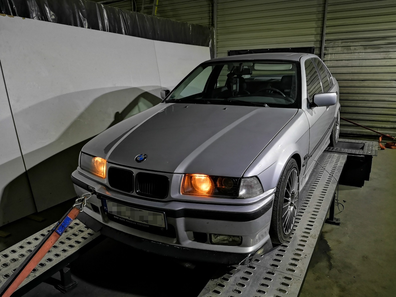 BMW E36 325i M50B25 Vanos 199KM 241Nm