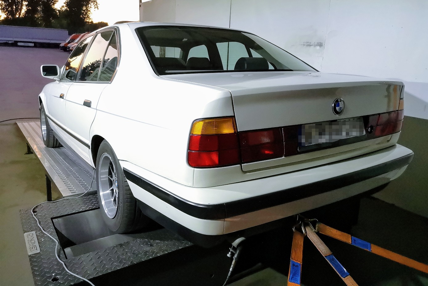 BMW E34 520i 129KM >> 141KM 178Nm Boost Factory