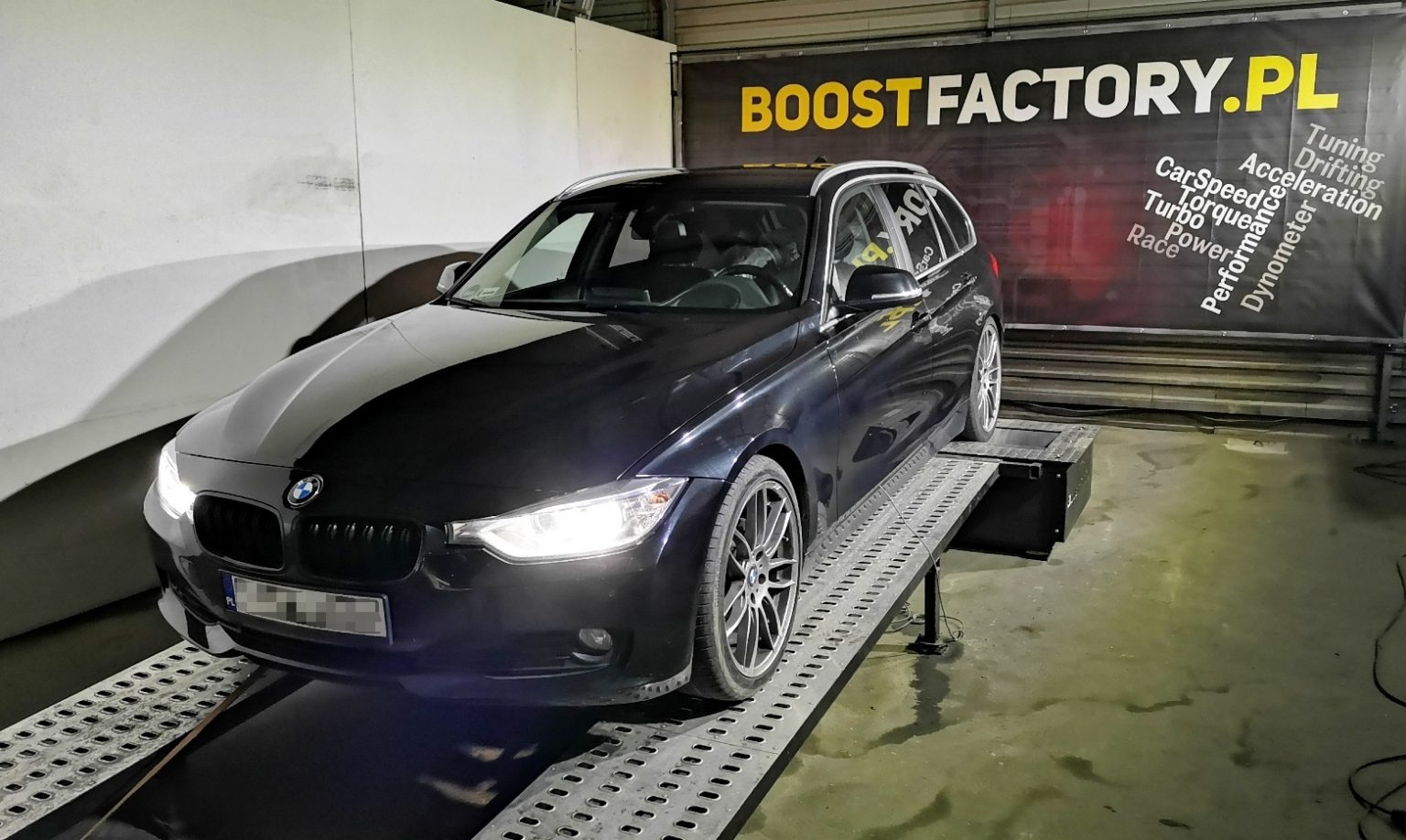 BMW F31 330D 258KM >> 335KM 690Nm Boost Factory
